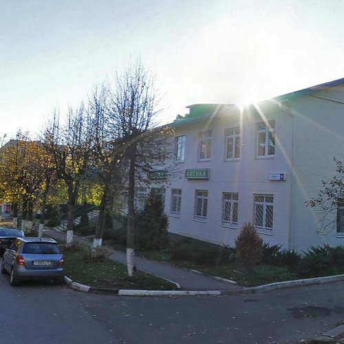 2-х этажное здание с территорией